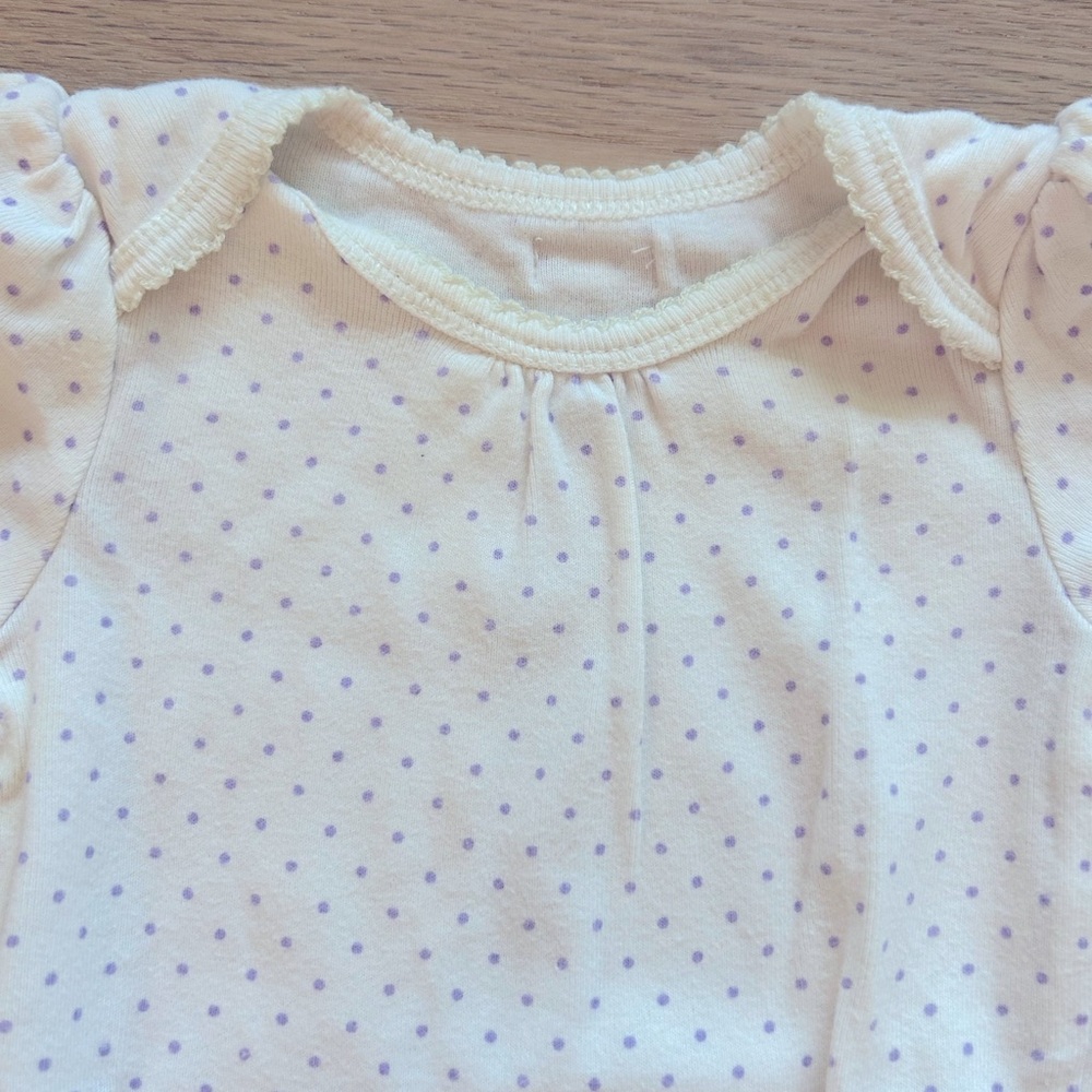 American Apparel/Baby Gap 3 Onesies - Picture 8 of 9